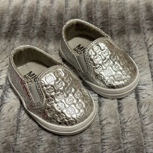 Michael Kors Silver Baby Alli 
Size 1 US